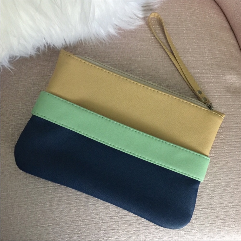 👜 NEW! Good Mood Moon clutch